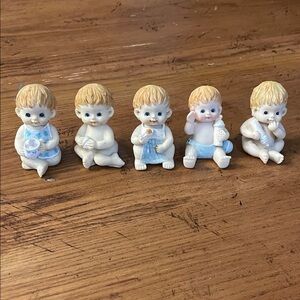 Set of 5 Ceramic Baby Figurines in White and Light Blue